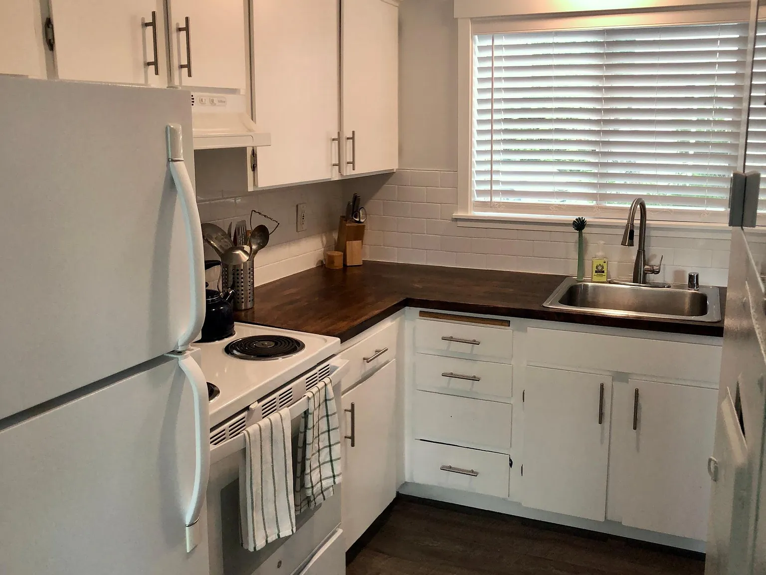 9911 NE 119th Ct — Photo 3