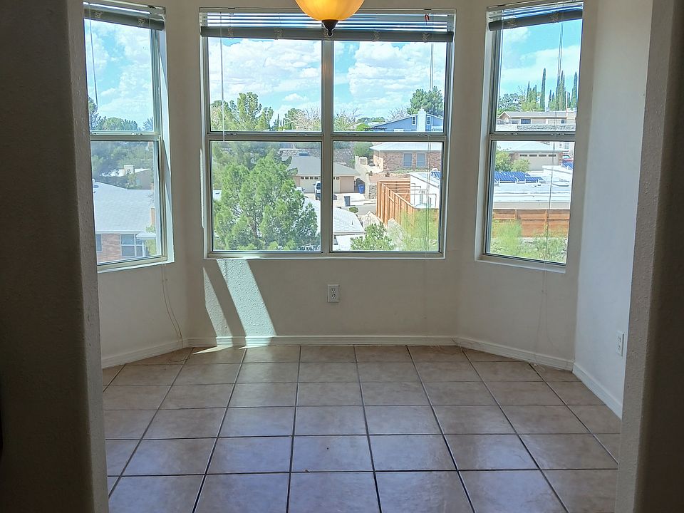 2nd image of 6252 Escondido Dr