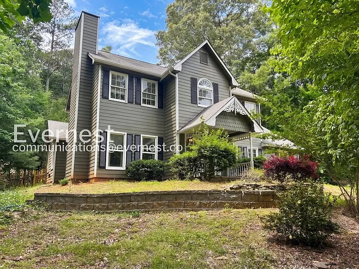 2219 Heritage Trace Dr — Photo 3