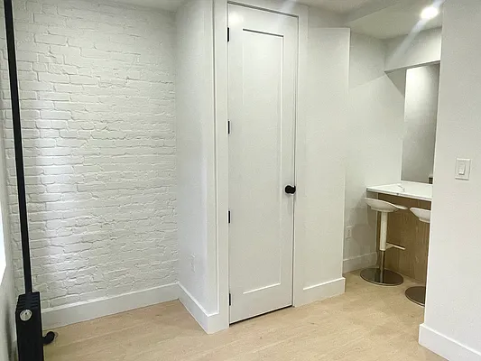 Rented by Urban Choice LLC | media 15