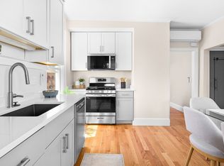 111 Eutaw St #3, Boston, MA 02128