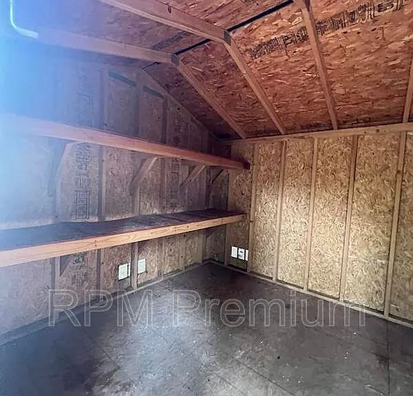13235 Country Park Ave — Photo 44
