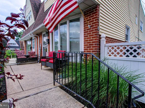 1040 Tomlinson Rd, Philadelphia, PA 19116