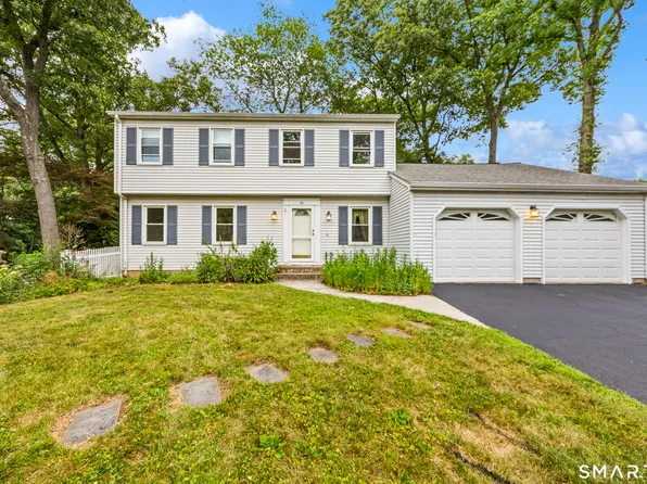 14 Colonial Court, Cheshire, CT 06410