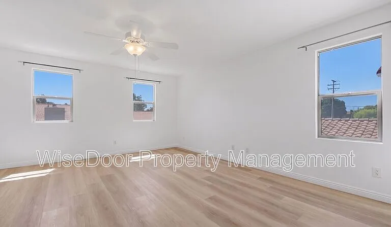 1087 Waterfall Way — Photo 41