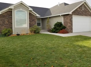 8612 Garden Ave, Yakima, WA 98908
