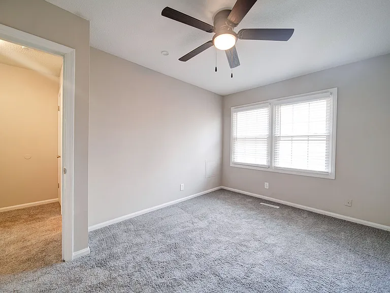 The Manor Townhomes — Photo 32