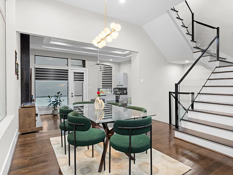 1522 Malone St — Photo 3