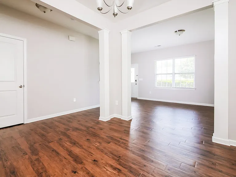 117 Preakness Farm Dr — Photo 6