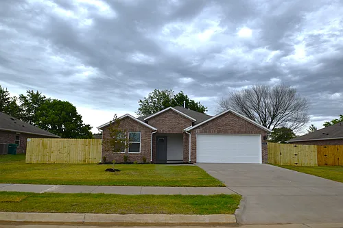 322 Texas Ave Photo 1