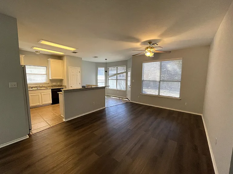 3621 Bratton Heights Dr — Photo 4