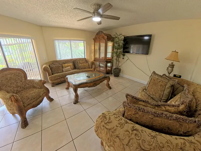 13484 Jonquil Ct — Photo 24