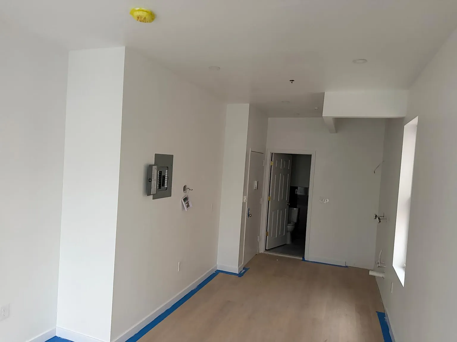 1256 Teller Ave — Photo 2