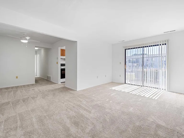 Foxridge Apartment Homes — Photo 217
