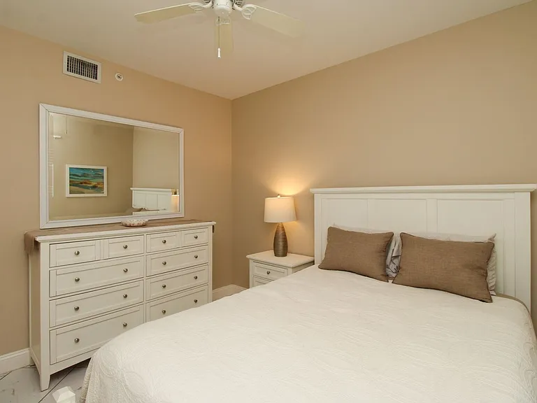 519 Roma Ct #3305 — Photo 16