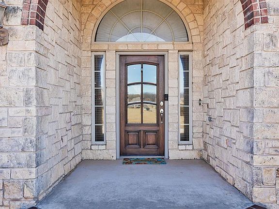 3rd image of 8108 Redhawk Ln