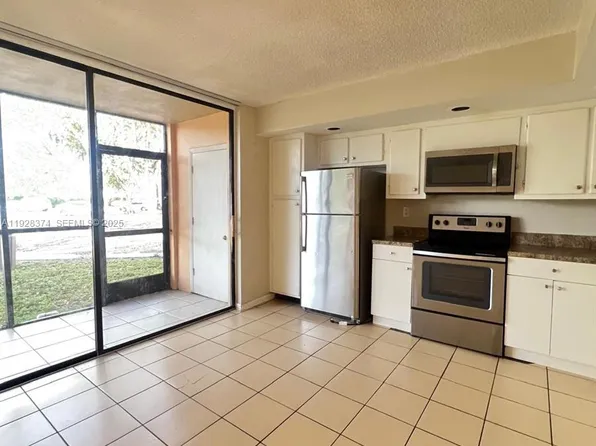 8600 SW 133rd Avenue Rd APT 107, Miami, FL 33183