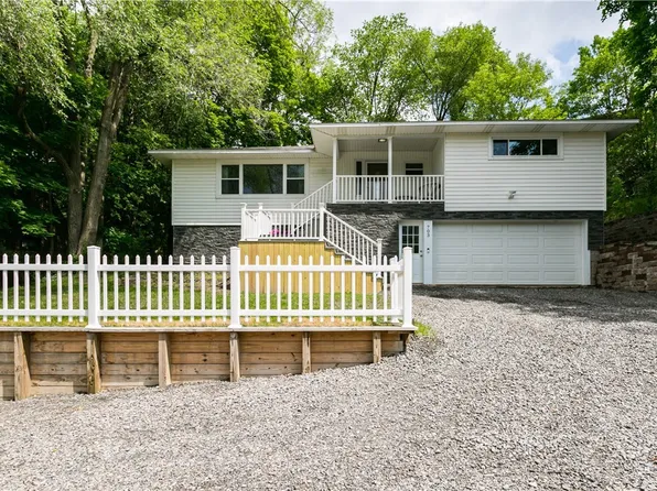 703 Demong Dr, Syracuse, NY 13214