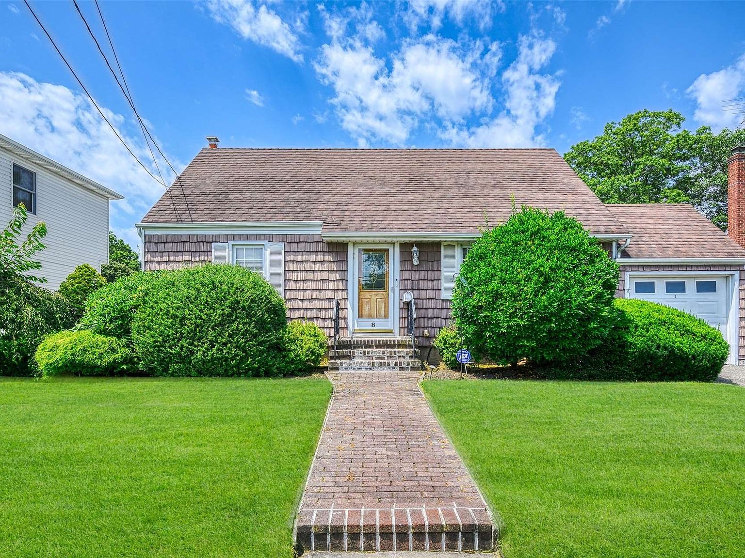 8 Suggs Lane, Hicksville, NY 11801 MLS 3493588 Zillow