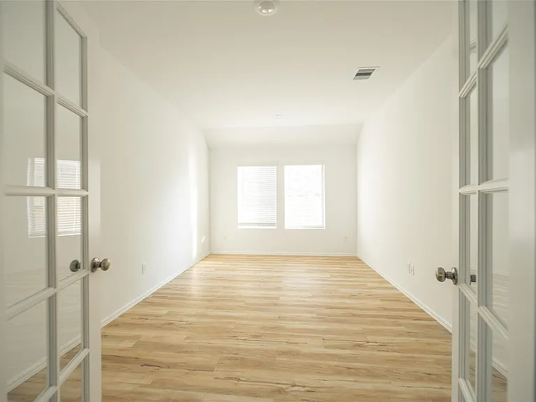 2615 Olivine Stone Dr — Photo 11