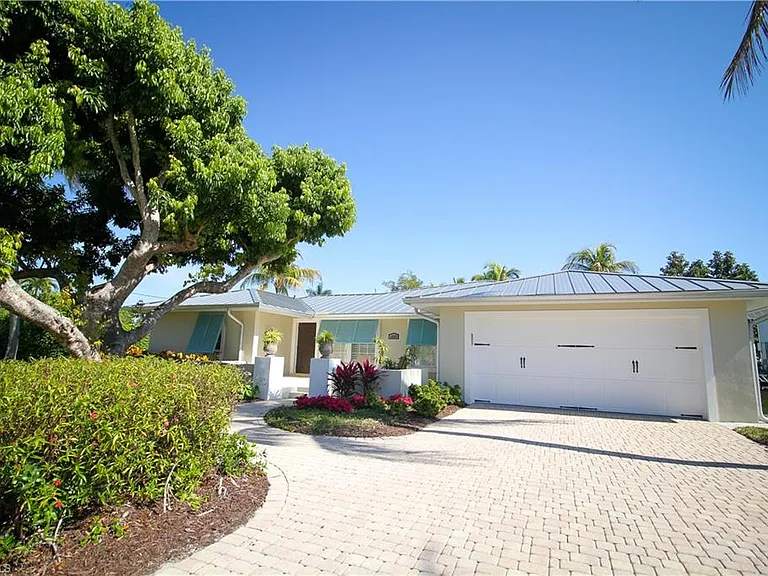 1645 Mullet Ct — Photo 1