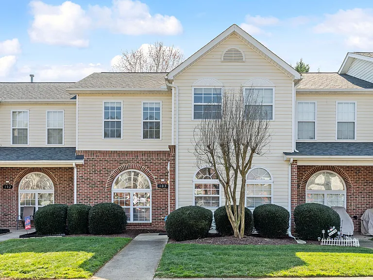 2120 Piney Brook Rd #103 — Photo 1