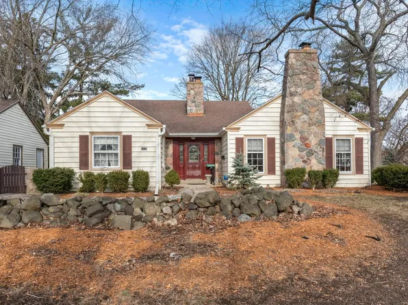 5830 Lilac LANE, Hales Corners, WI 53130