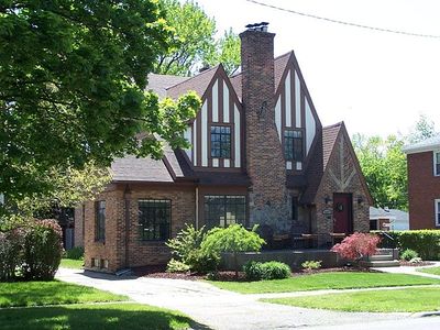 2212 E Court St, Flint, MI, 48503