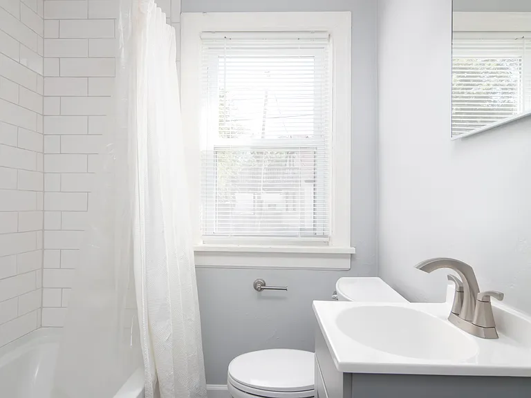 919 Bryan Ave #2 — Photo 8