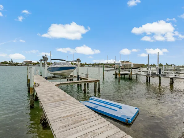 8441 Bayshore Dr #B, Saint Petersburg, FL 33706
