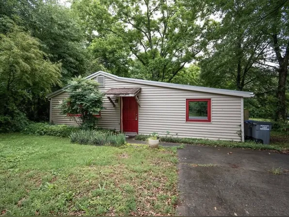 340 Osceola Ave, Bogart, GA 30622