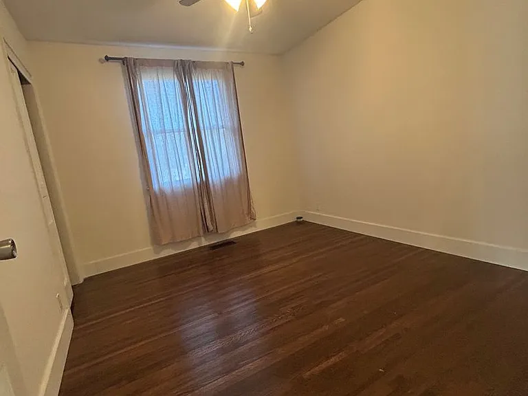 3207 Southlake Dr — Photo 6