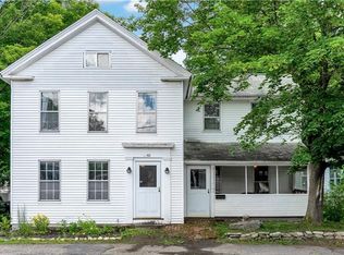 40 Oak St, Winsted, CT 06098