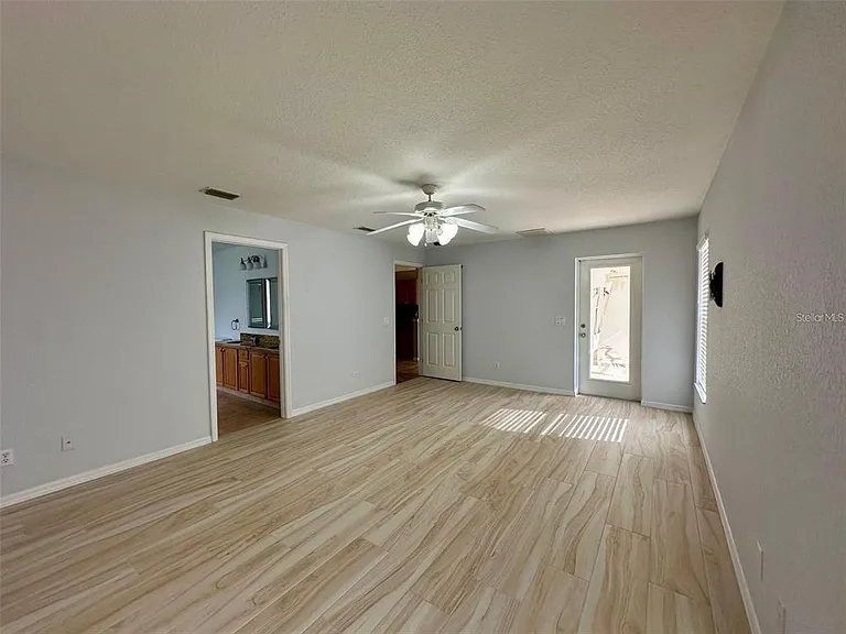 271 Campinas St — Photo 18