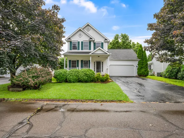 27 Highwood Circle #27, Colchester, CT 06415
