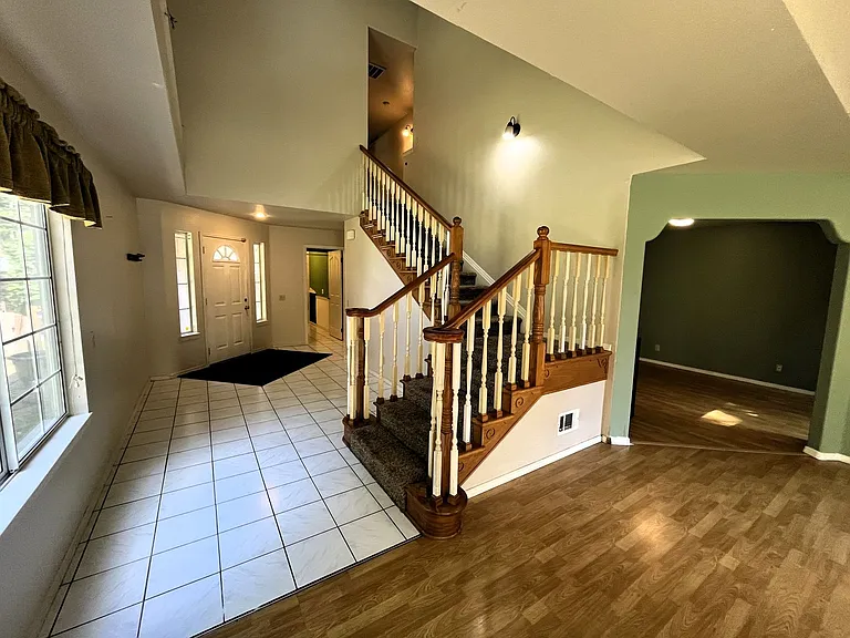 7025 London Dr — Photo 38