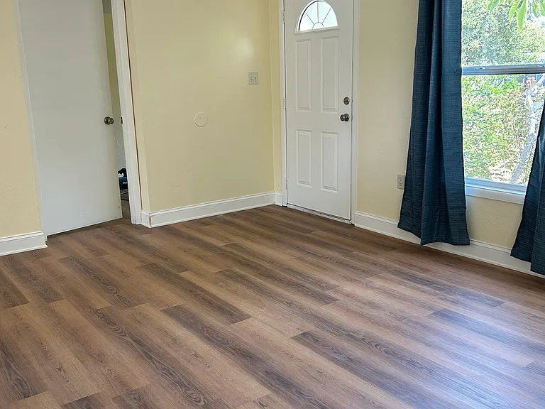 8335 95th Ave — Photo 11