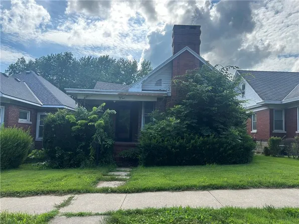 309 N 12th St, Atchison, KS 66002