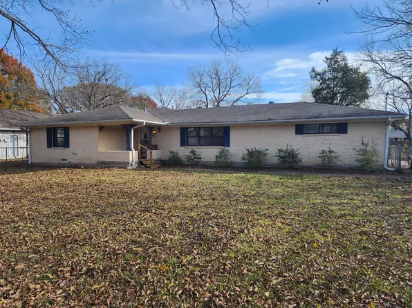 465 W Marshall Dr, Van Alstyne, TX 75495