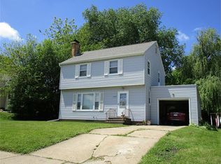2109 Main St, Cedar Falls, IA 50613