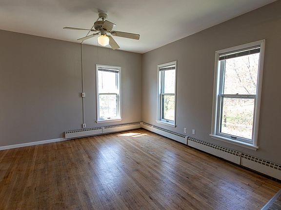 3rd image of 130 College Ave NE #2