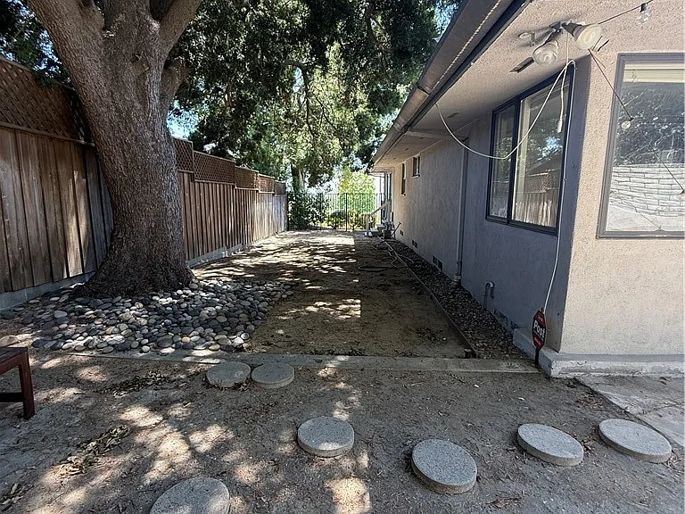 17 Andrea Ln — Photo 21