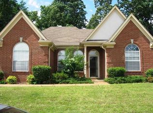 8240 Wesley Woods Cir, Cordova, TN 38018