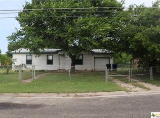 703 N 3rd St, Copperas Cove, TX 76522