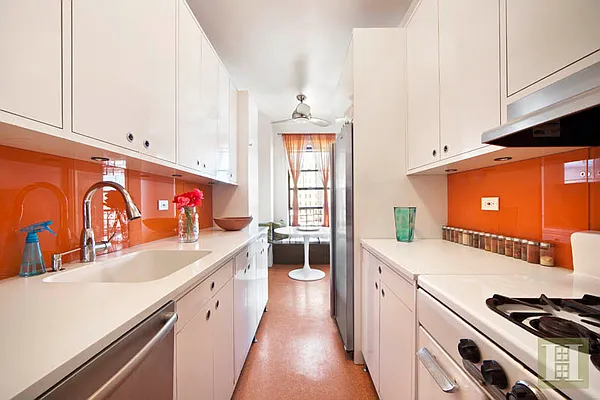 Rented by Halstead Real Estate | media 10