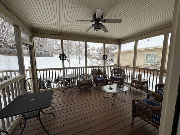 5th image of 1025 Waterbrooke Ln
