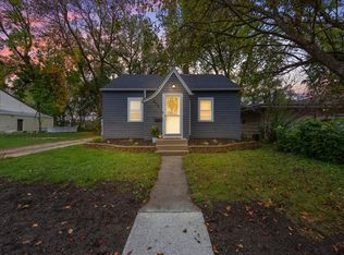 406 5th St NW, Montgomery, MN 56069