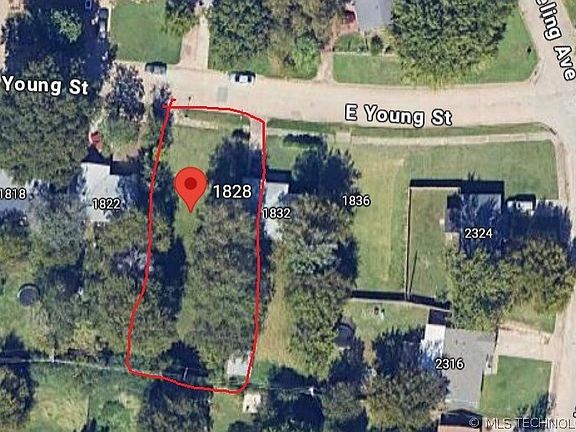 2nd image of 1828 E Young St