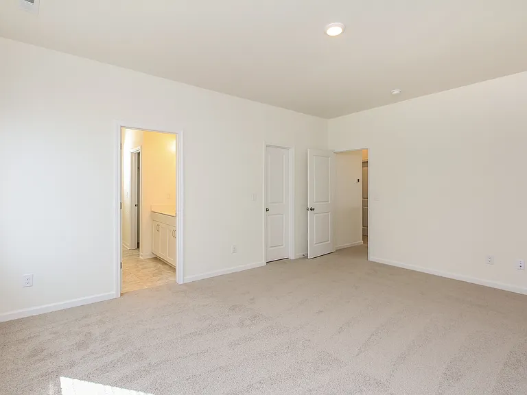 1537 King St — Photo 7
