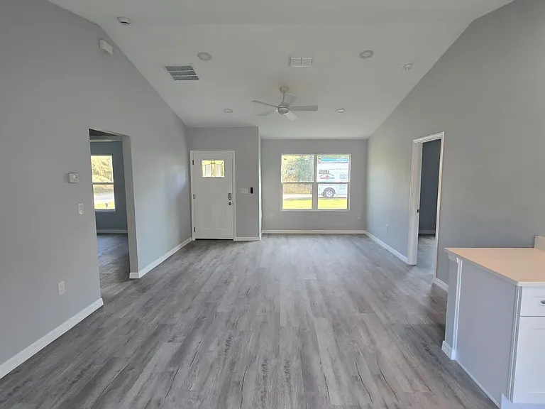 5315 NW 8th Pl — Photo 8